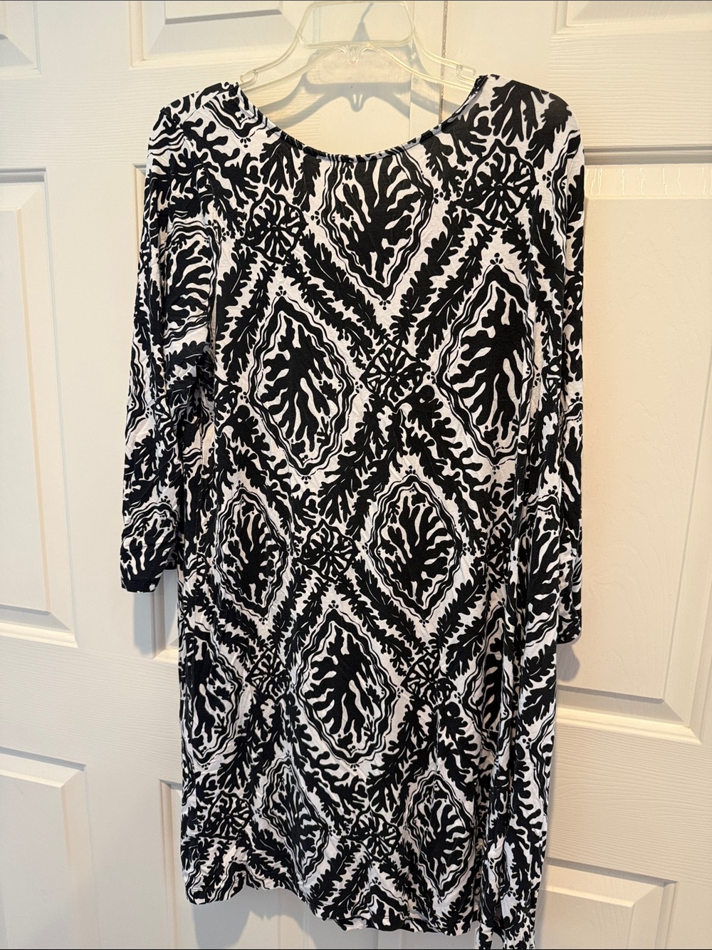 Lilly swing dress in black & white print
